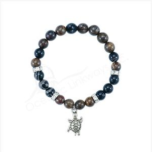 Bracelet with turtle charm NWT